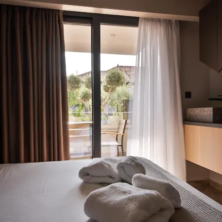 Costa De Luxe 4*