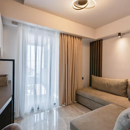 Costa De Luxe 4*