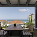 Costa De Luxe Aparthotel 4*