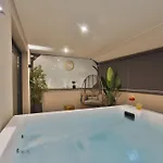 Aparthotel Costa De Luxe 4*