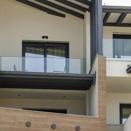 Апарт-отель Costa De Luxe Лептокария