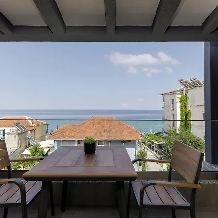 Costa De Luxe Apartmanhotel 4*