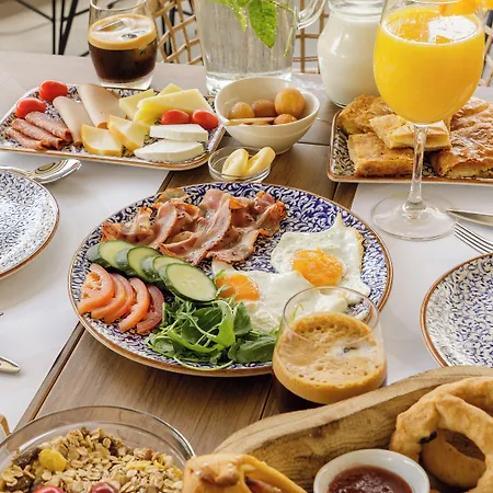 Apartmanhotel Costa De Luxe 4*