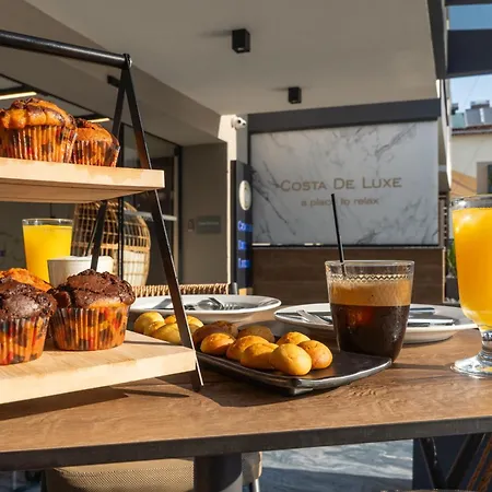 Apartahotel Costa De Luxe