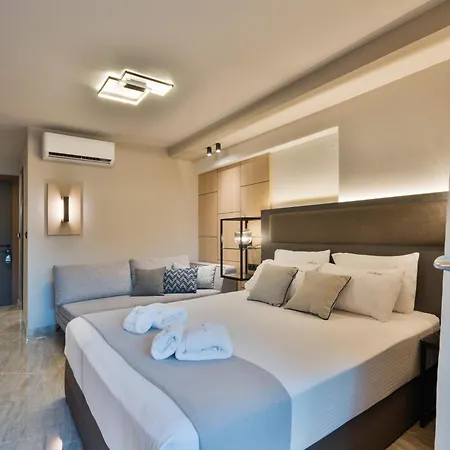 Costa De Luxe 4*